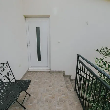 Daire Tomislav Trogir