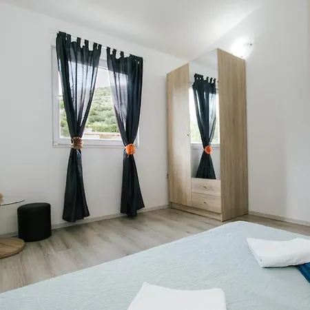 Lägenhet Tomislav Trogir